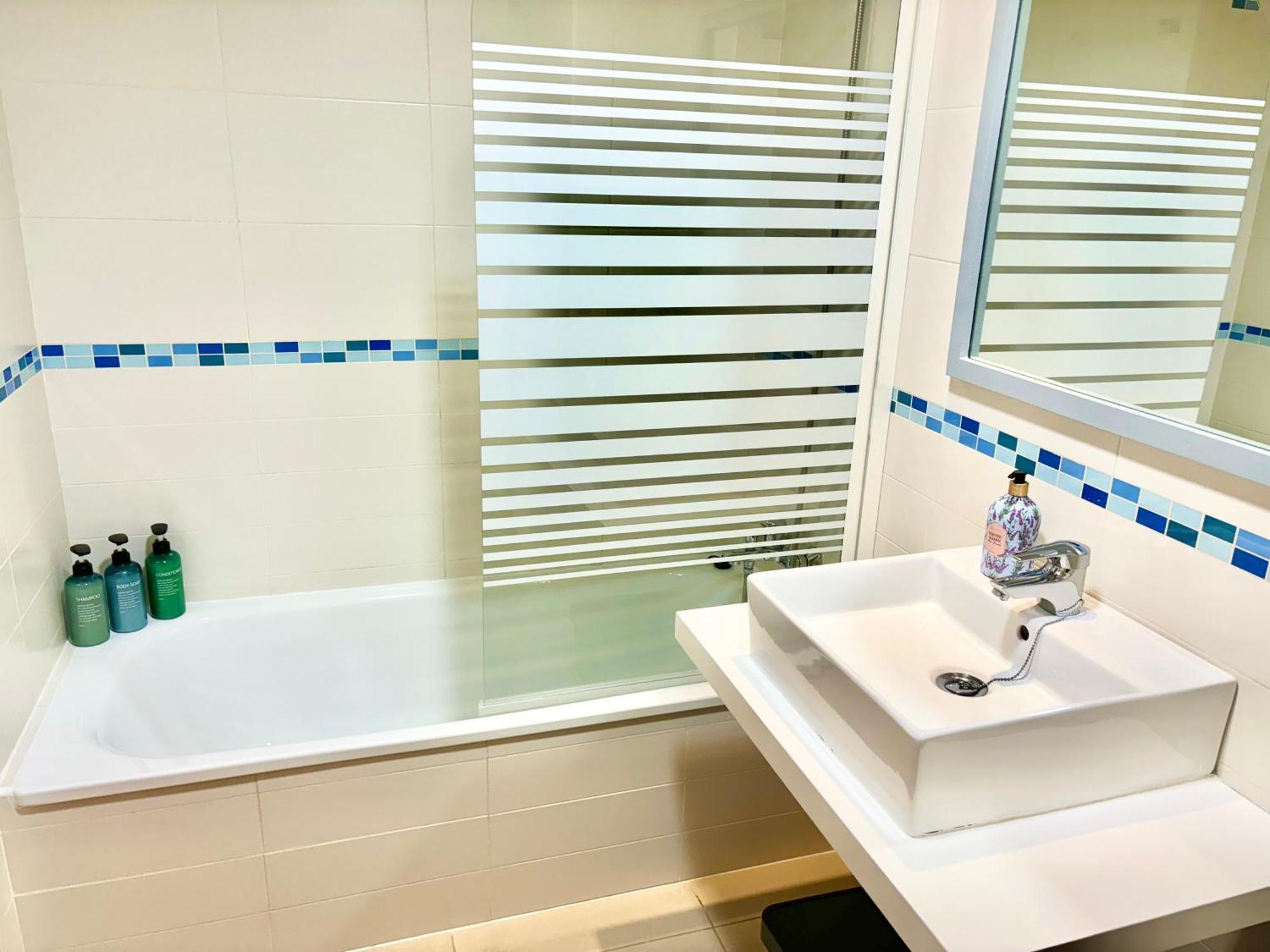 Hoteltype Penthouse 2 Beds, Parking, Wifi & Pool Stunning Views Apartament *